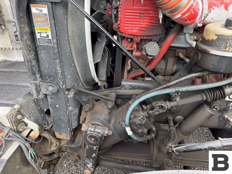 2013-peterbilt-388-image-45