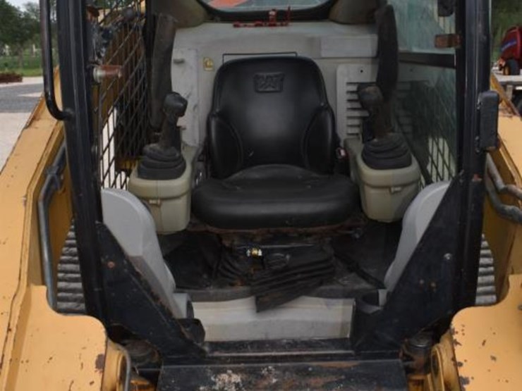 2009-caterpillar-297c-image-3