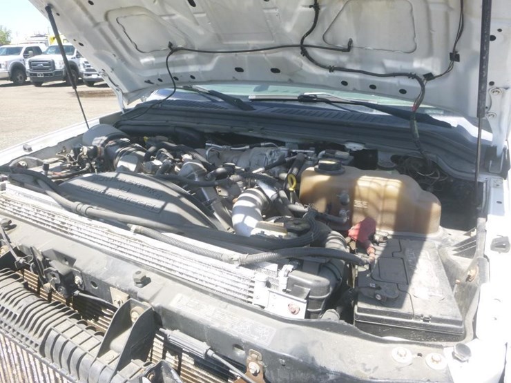 2008-ford-f550-image-24