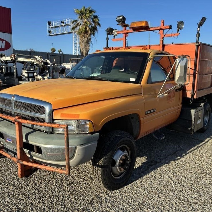 1999 DODGE RAM 3500