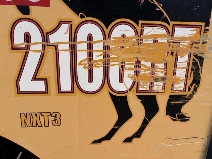 2012-mustang-2100rt-image-11