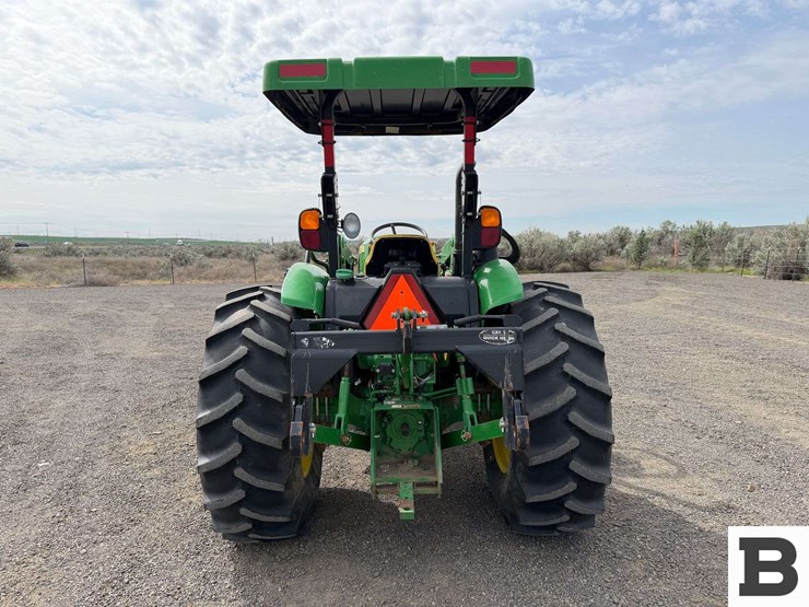 2015-john-deere-5075e-image-4