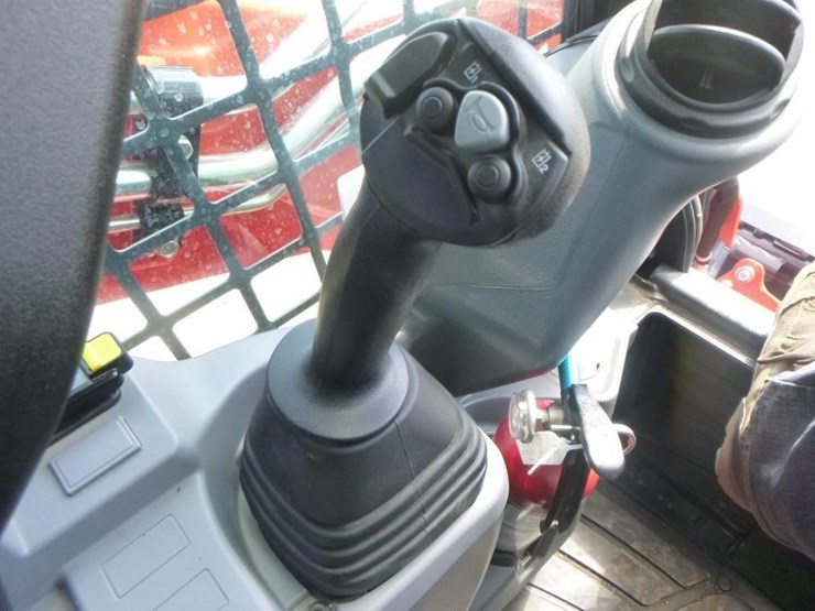 2024-kubota-svl75-3-image-24