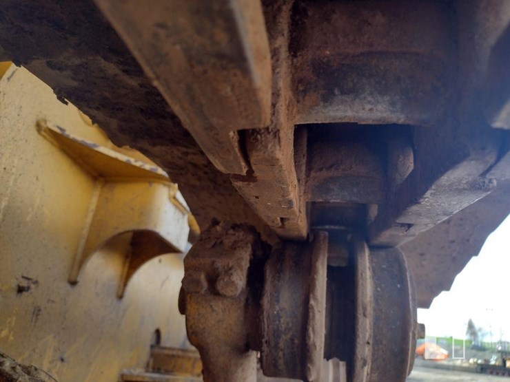 2004-deere-550j-lt-image-26