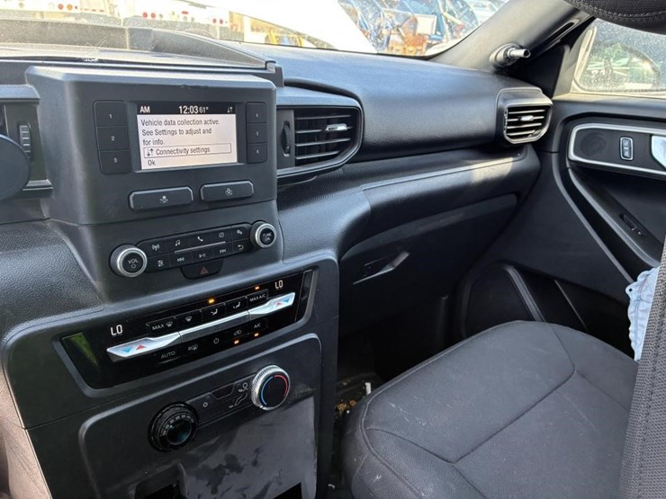 2021-ford-explorer-police-interceptor-image-22