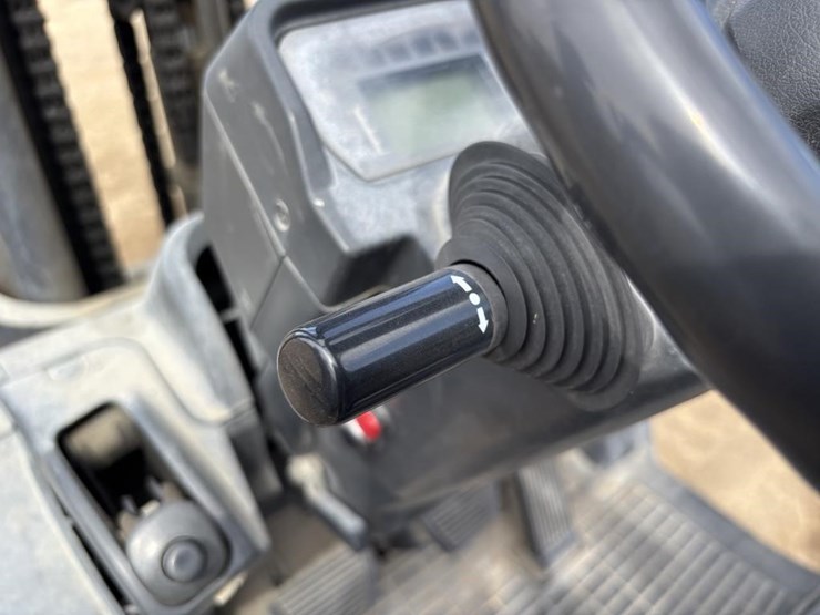 2020-caterpillar-2c6000-image-18