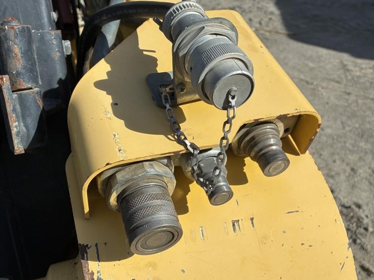 2012-yanmar-s190r-image-8