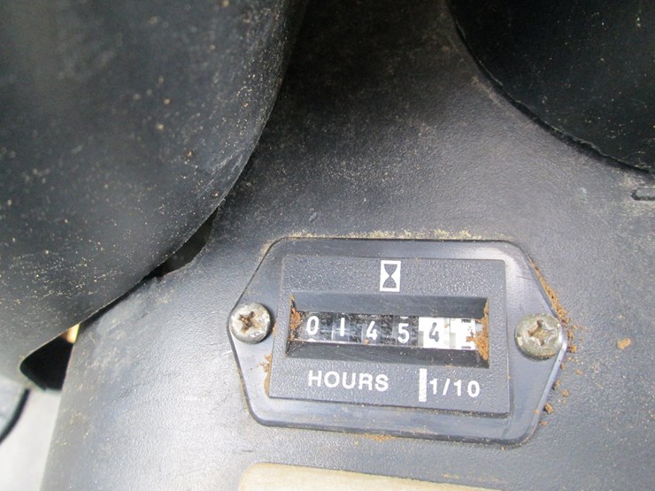 john-deere-110-image-42