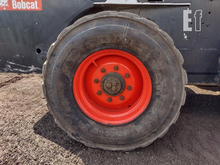 2004-bobcat-s300-image-23