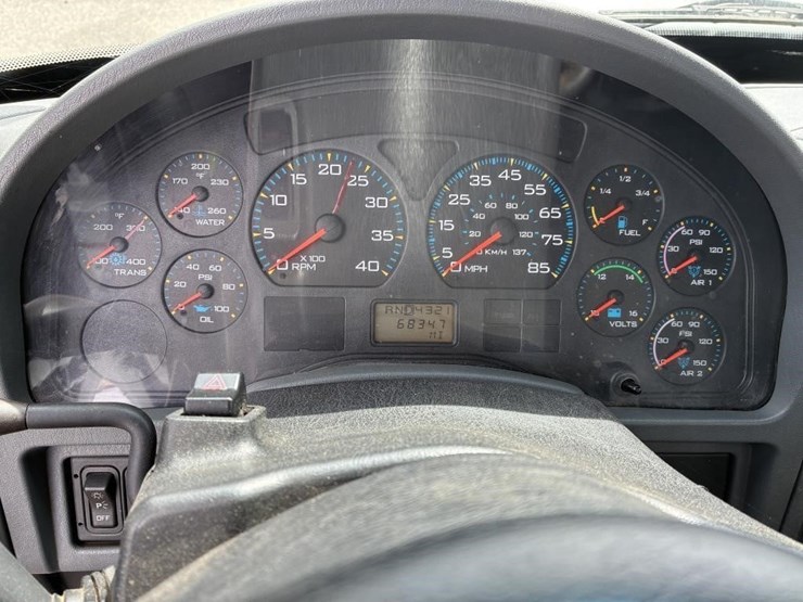 2004-international-durastar-4300-image-14