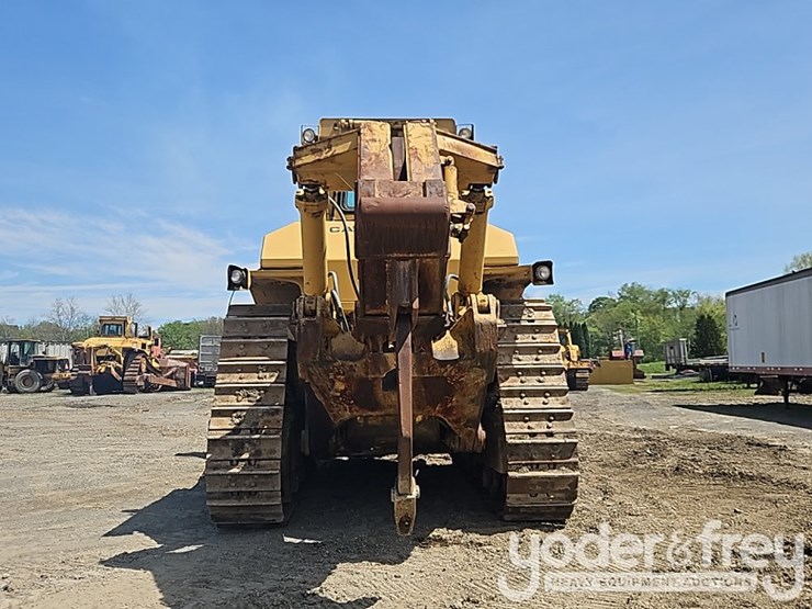 1980-caterpillar-d10-image-27