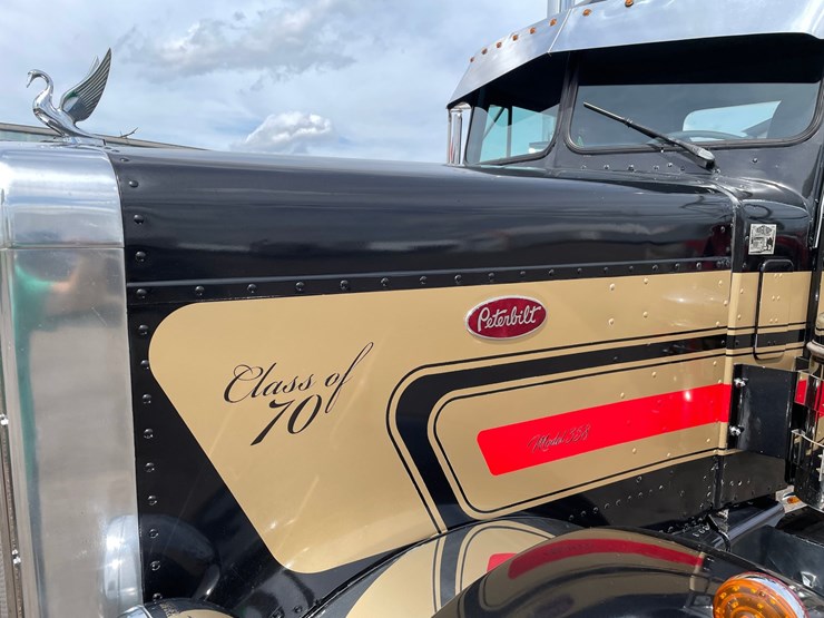 1970-peterbilt-358-image-16