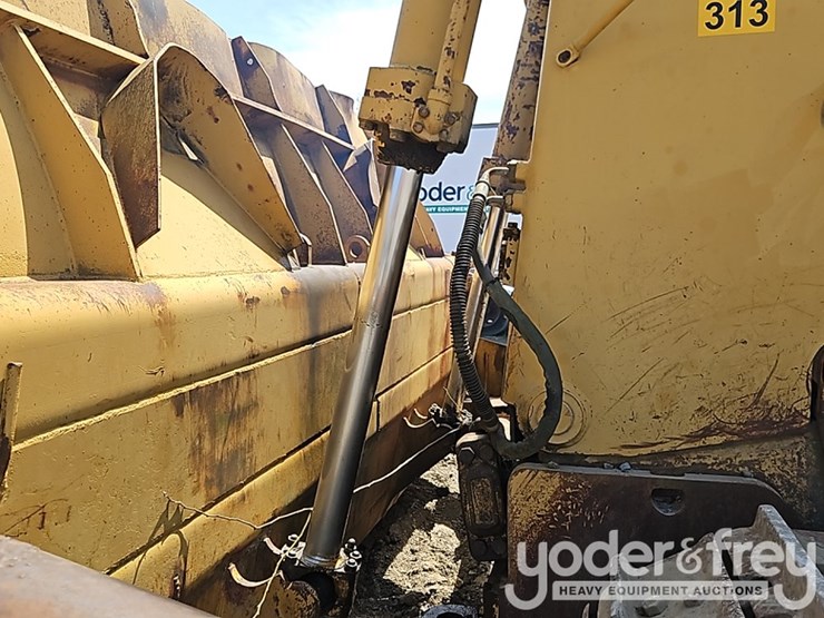 1980-caterpillar-d10-image-20