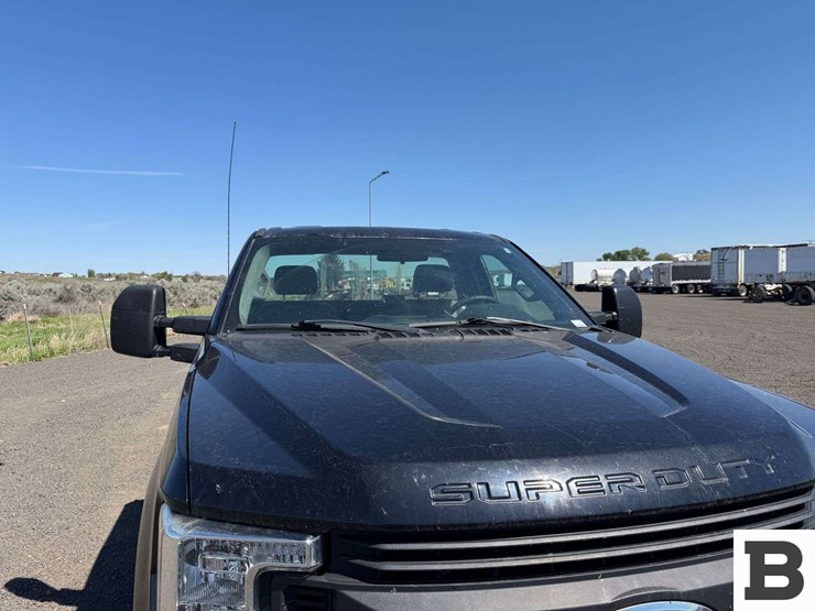 2017-ford-f350-image-9