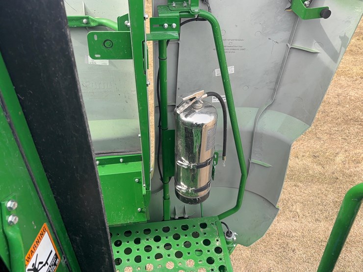 2023-john-deere-s780-image-28