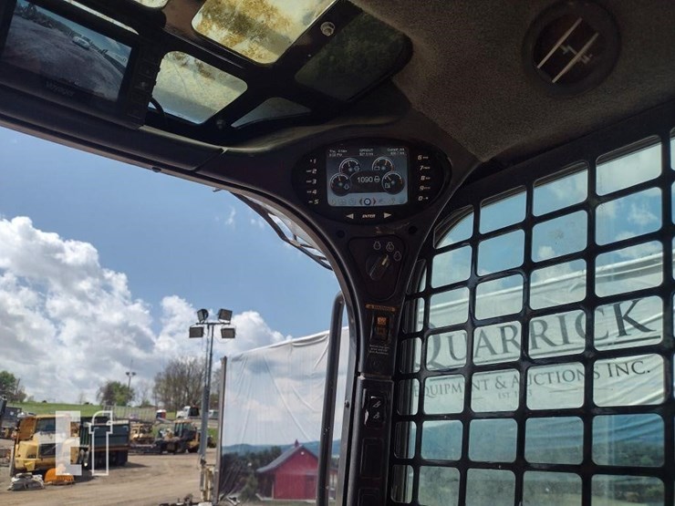 2022-bobcat-t770-image-9