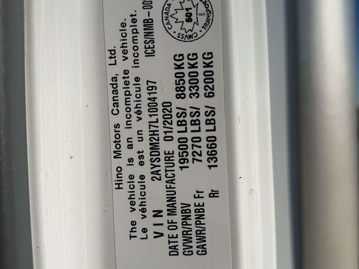 2020-hino-195-image-27