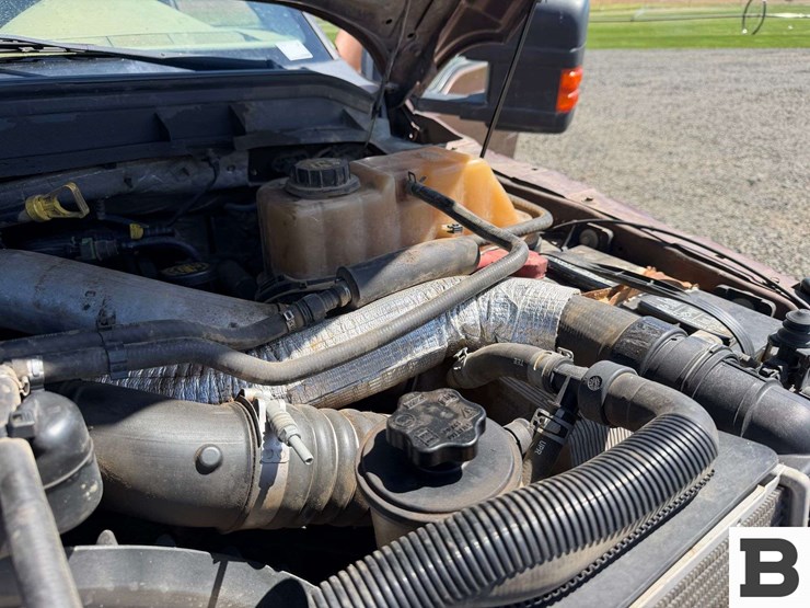 2011-ford-f350-image-37