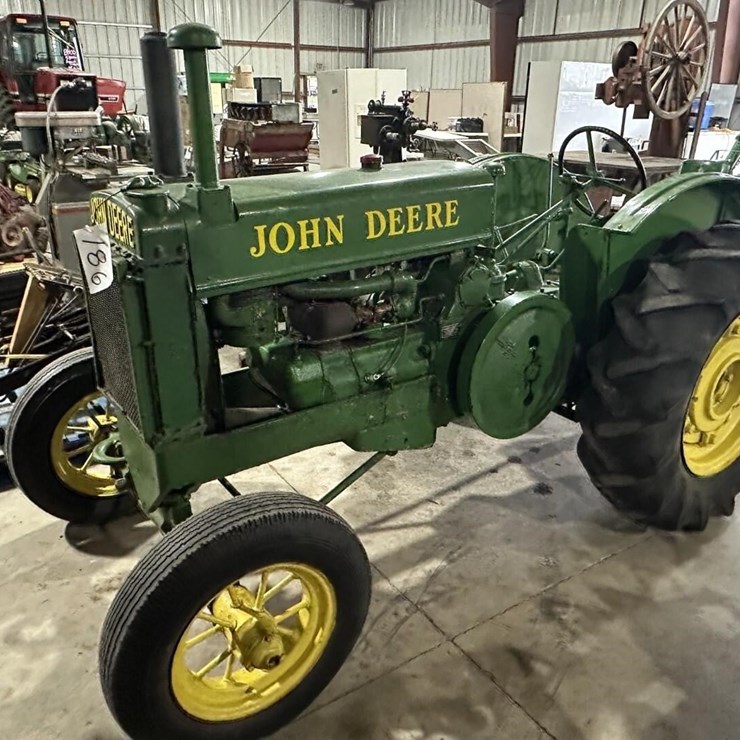 JOHN DEERE A