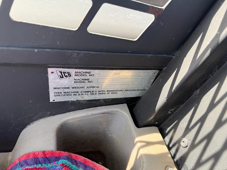 jcb-520-image-20