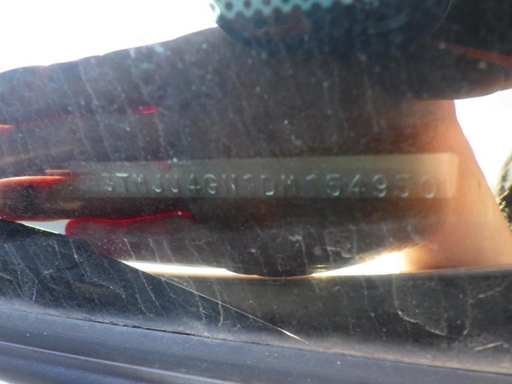 2013-toyota-tacoma-image-15