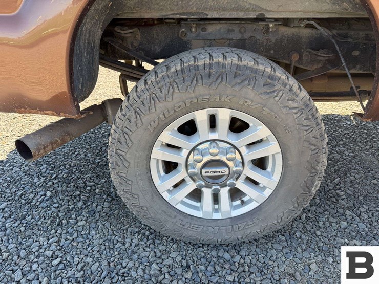 2011-ford-f350-image-22