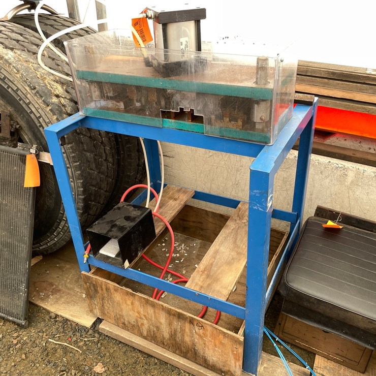 #10370 • Pneumatic Operated Punch Press