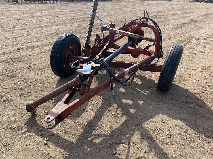 new-holland-456-image-1