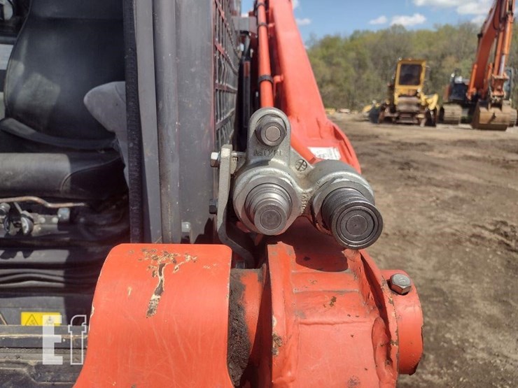 kubota-svl75-2-image-25