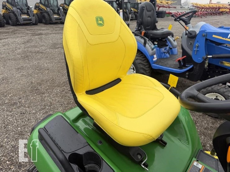 2021-john-deere-x590-image-13