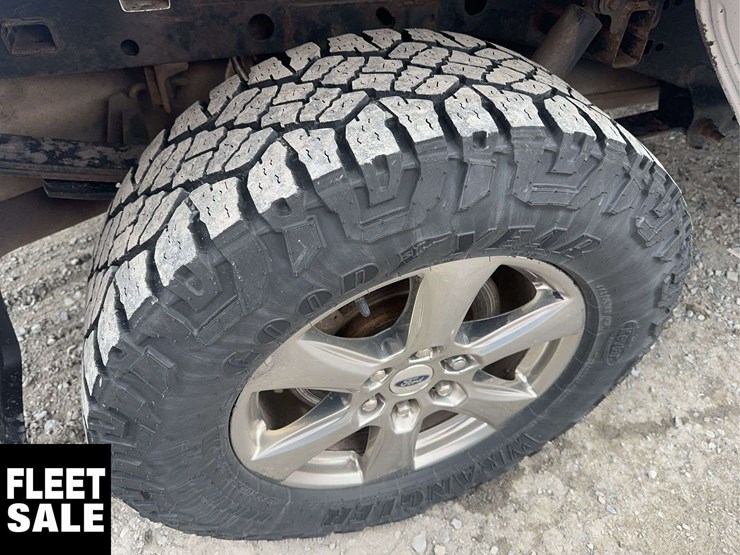 2020-ford-f150-xlt-image-11