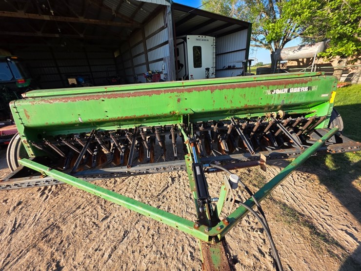 john-deere-450-image-1