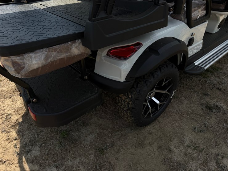 #581-•-#580-•-golf-cart-image-4