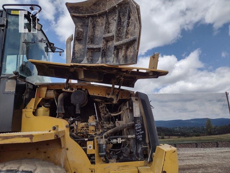 2015-caterpillar-914k-image-41