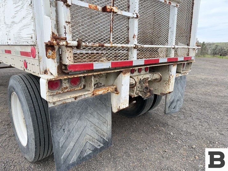 1983-fruehauf-open-top-image-18