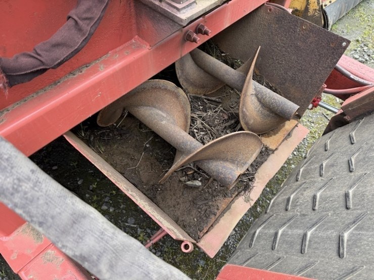 john-deere-6068h-image-4