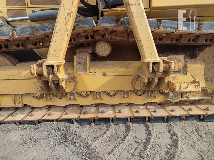 2013-deere-700k-lgp-image-26