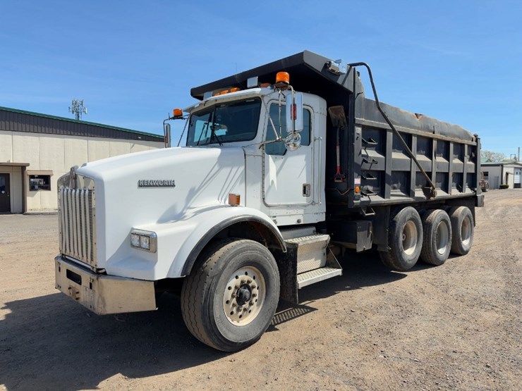 2002-kenworth-t800-image-1