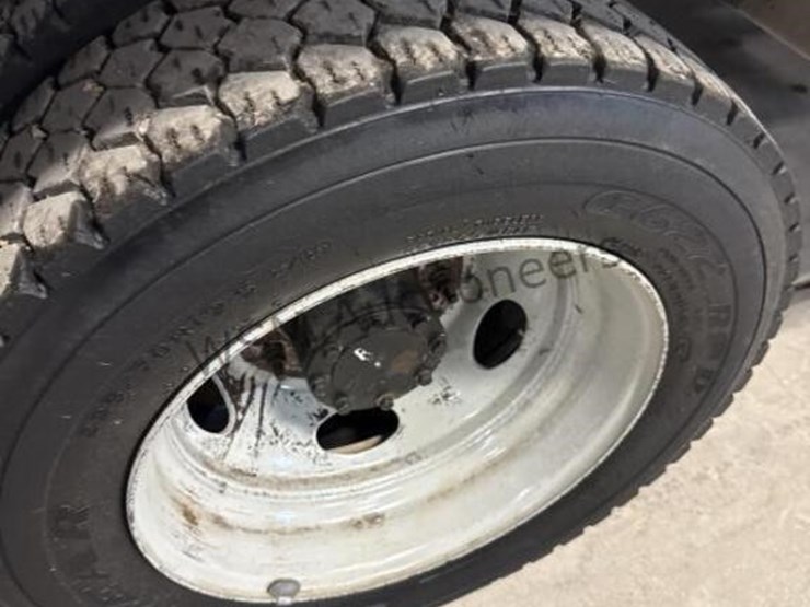 2013-ford-f450-image-9