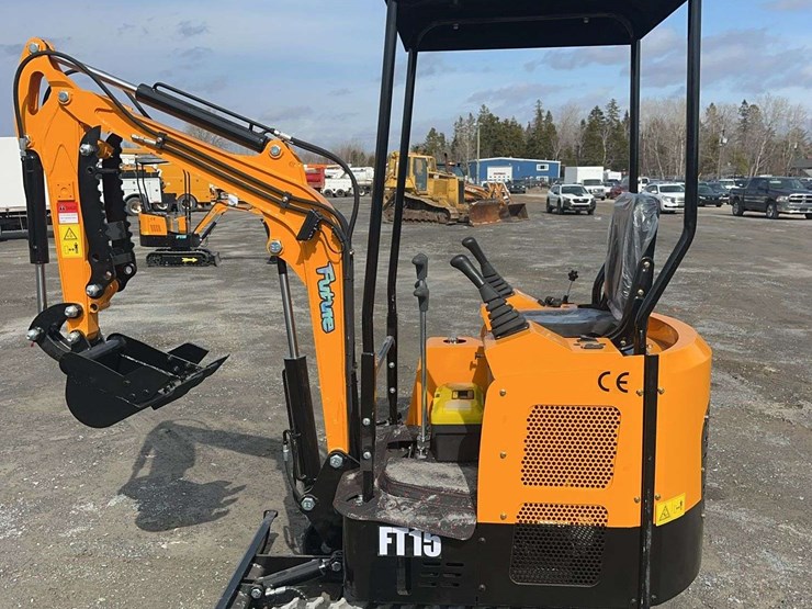 2026-future-ft15-mini-excavator-image-8
