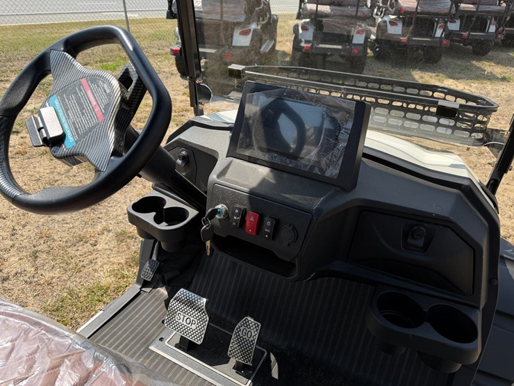 #576-•-#575-•-golf-cart-image-9