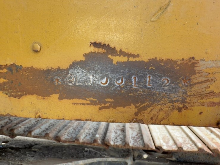 1993-caterpillar-311-image-30