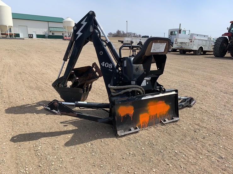 bradco-408w-skid-steer-backhoe-attachment-image-6