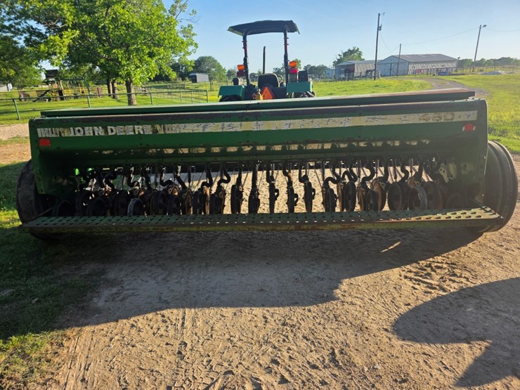 john-deere-450-image-4