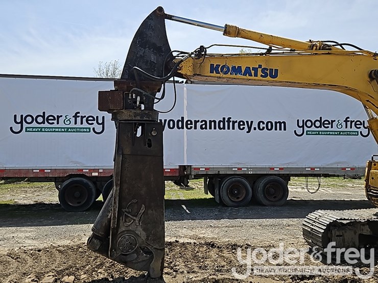 2005-komatsu-pc138-image-18