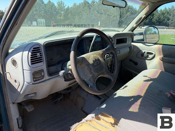 1997-chevrolet-gmt400-image-23