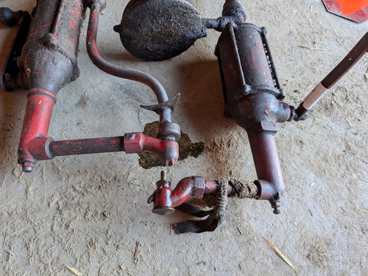 #5538-•-oil-pumps-image-4
