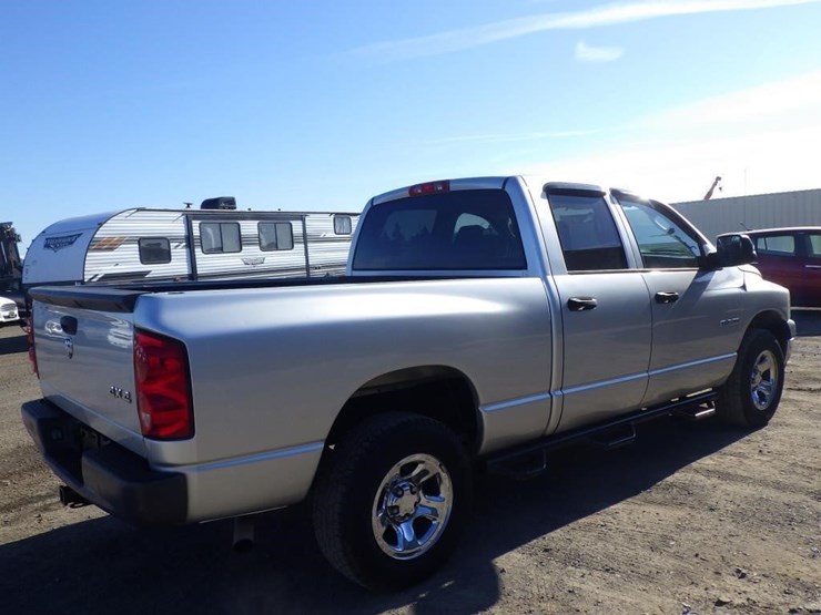 2008-dodge-ram-1500-image-3