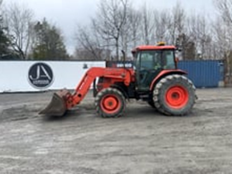 2001-kubota-m9000-image-9