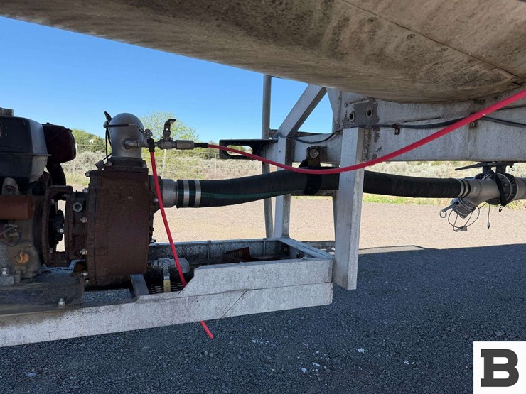 1994-west-mark-tanker-trailer-image-16